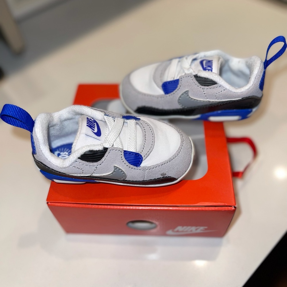Nike Air Max 90 crib shoes
